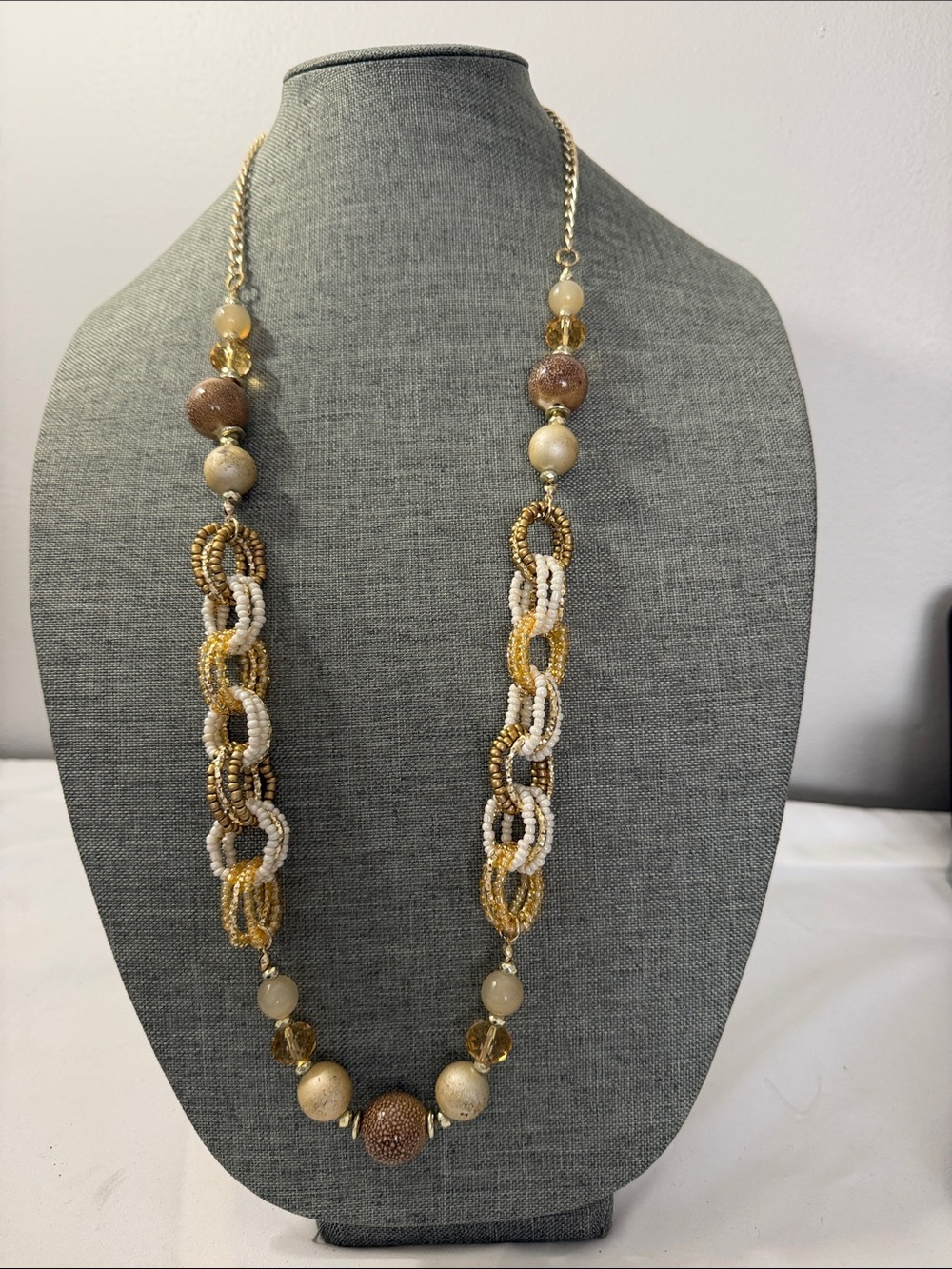 Gold and Cream Beaded Link Necklace